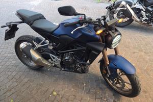 Honda CB 300 R con Antifurto Honda