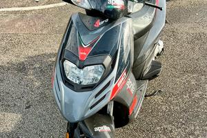 Aprilia SR 50 MOTARD