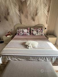 arredamento letto comodini e comò