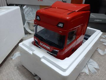 MODELLO SCANIA IXO 1/18