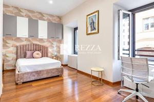 Appartamento di 230 m² con 5 locali a Roma