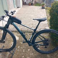 MTB bicicletta
