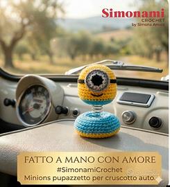 pupazzi a molla per cruscotto auto all'uncinetto 