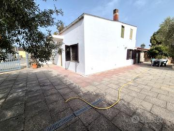 Casa indipendente con ampio giardino Is Urigus