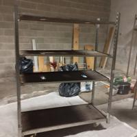 N°2 Carrelli con ruote per piante