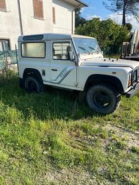 land rover defender f90 3 posti anteriori