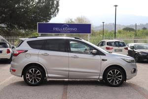 Ford Kuga 1.5 TDCI 120 CV S&S 2WD ST-Line