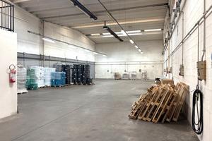 Capannone artigianale di 400 mq. con uffici