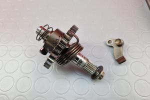 ALBERO AVVIAMENTO HONDA CRF 300 X 2010 2011 CRE 25