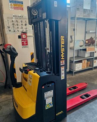 muletto elettrico a timone HYSTER