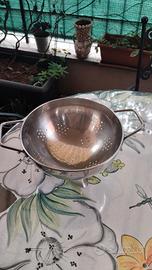 Scolapasta in acciaio inox come nuovo.