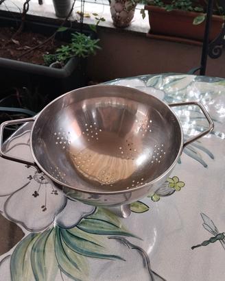 Scolapasta in acciaio inox come nuovo.