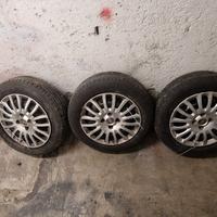 gomme e cerchi per fiat. 175/65/ R15.   4 stagioni