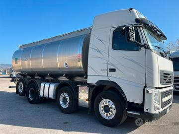 Volvo FH 520 cisterna trasporto latte