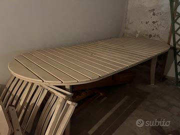 Tavolo da giardino in legno con 4 sedie