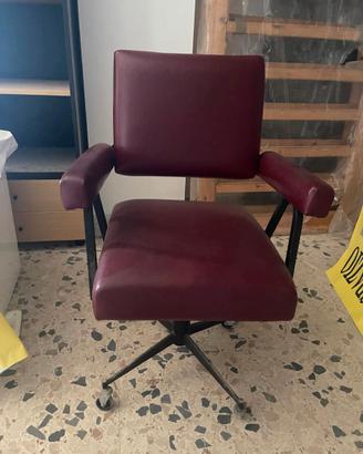 Sedia ufficio vintage girevole con ruote  bordeaux
