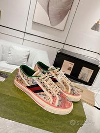 Scarpe Gucci in tela stampata, taglia 38
