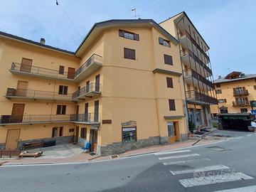 3 Locali ristrutturato