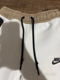 Pantalone Nike tech