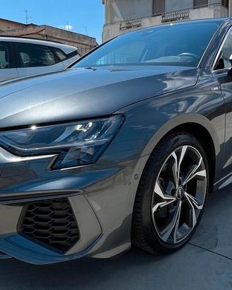 Audi A3 Sedan 35 TDI S tronic line edition