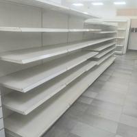 Scaffali murali e gondole per negozi