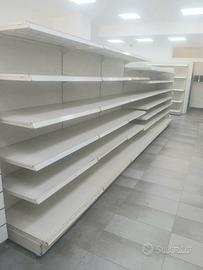 Scaffali murali e gondole per negozi