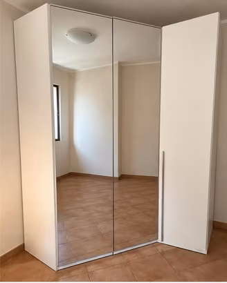 Cabina armadio con specchio 