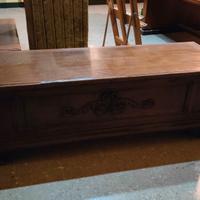 cassapanca in legno antica 