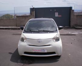 TOYOTA iQ - 2011 DIESEL