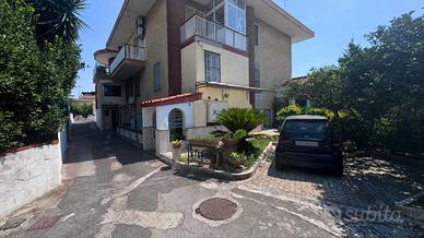 Villa o villino Pozzuoli [Cod. rif 3338119ARG]