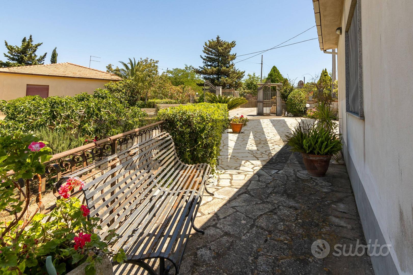 Casa – Caltagirone, Mazzone, Catania - Vista 2