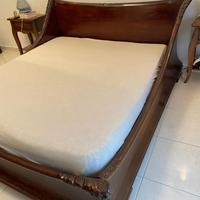 Letto francese a barca in mogano massello