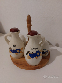 Olio aceto sale pepe zucchero