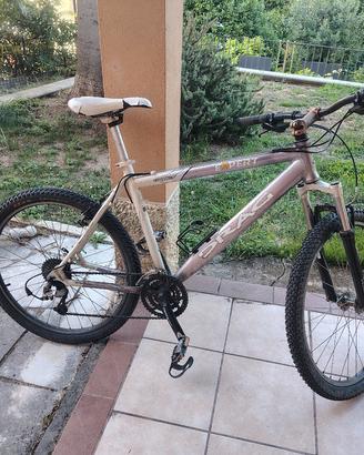 Mountain Bike 26" in alluminio 7005/7500 – Shimano