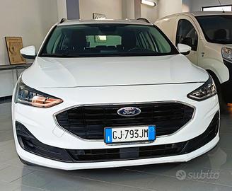 Ford Focus 1.5 EcoBlue 120 CV SW Business Bianca 2