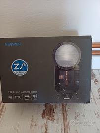 9)

NEEWER Z2-C

