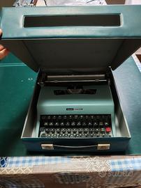 macchina da scrivere Olivetti lettera 32
