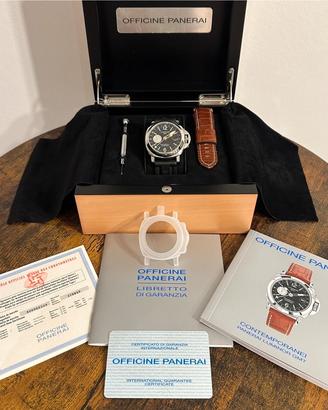 Officine Panerai Luminor GMT 44 mm PAM00088