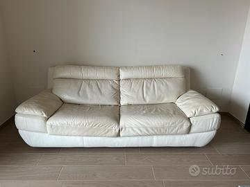 Divano letto in pelle