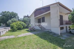 VILLETTA INDIPENDENTE CON GIARDINO