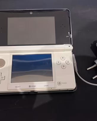 Nintendo 3DS + Giochi ( Prezzo Trattabile)