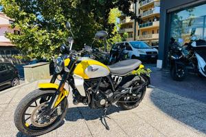 DUCATI Scrambler 800 TUTTO INCLUSO ANCHE PASSAGG