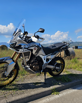 Honda crf1000l africa twin adventure sports