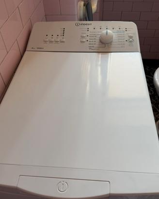 Lavatrice carico alto Indesit