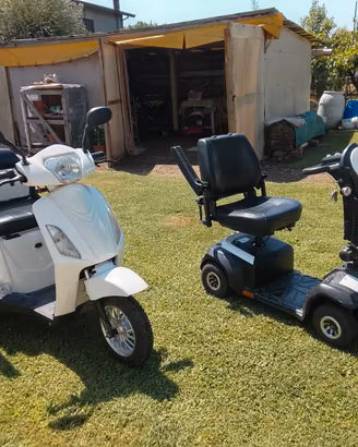 Motociclo elettrico per invalidi