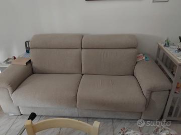 Divano letto ( 3 posti)