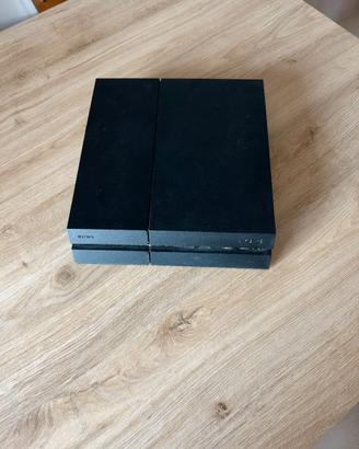 Ps4 - con vari giochi e controller