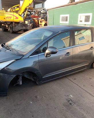 Ricambi Peugeot 5008 2011 1.6 hdi