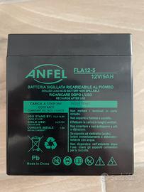 Batteria ricaricabile 12v 5Ah nuova