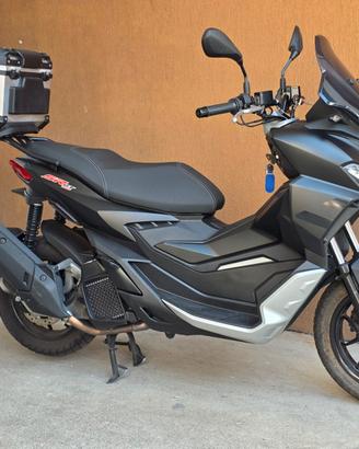 Aprilia SR GT 125